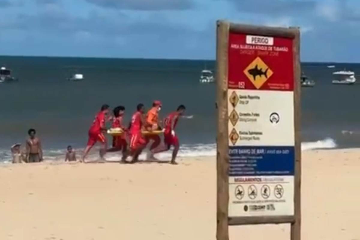 Garoto de 11 anos &eacute; atacado por tubar&atilde;o em PE e passa por cirurgia