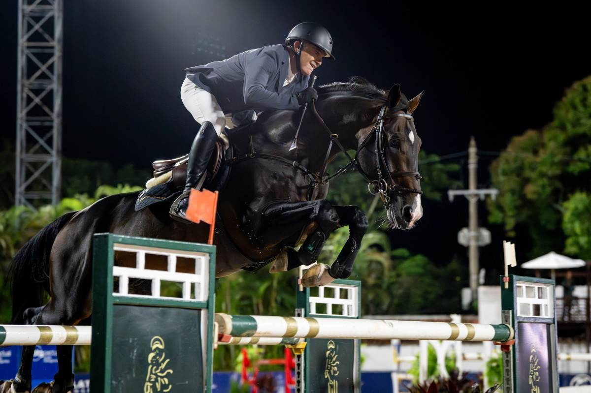 Coluna Magnavita | Artemus de Almeida vence o concorrido GP Santo Ant&ocirc;nio, na H&iacute;pica do Rio