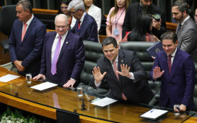 Projetos de interesse do governo est&atilde;o agora no colo de Alcolumbre