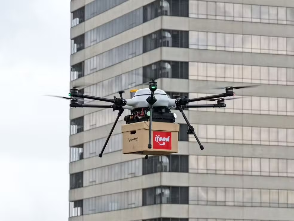 Ifood inicia entrega com drones em SP