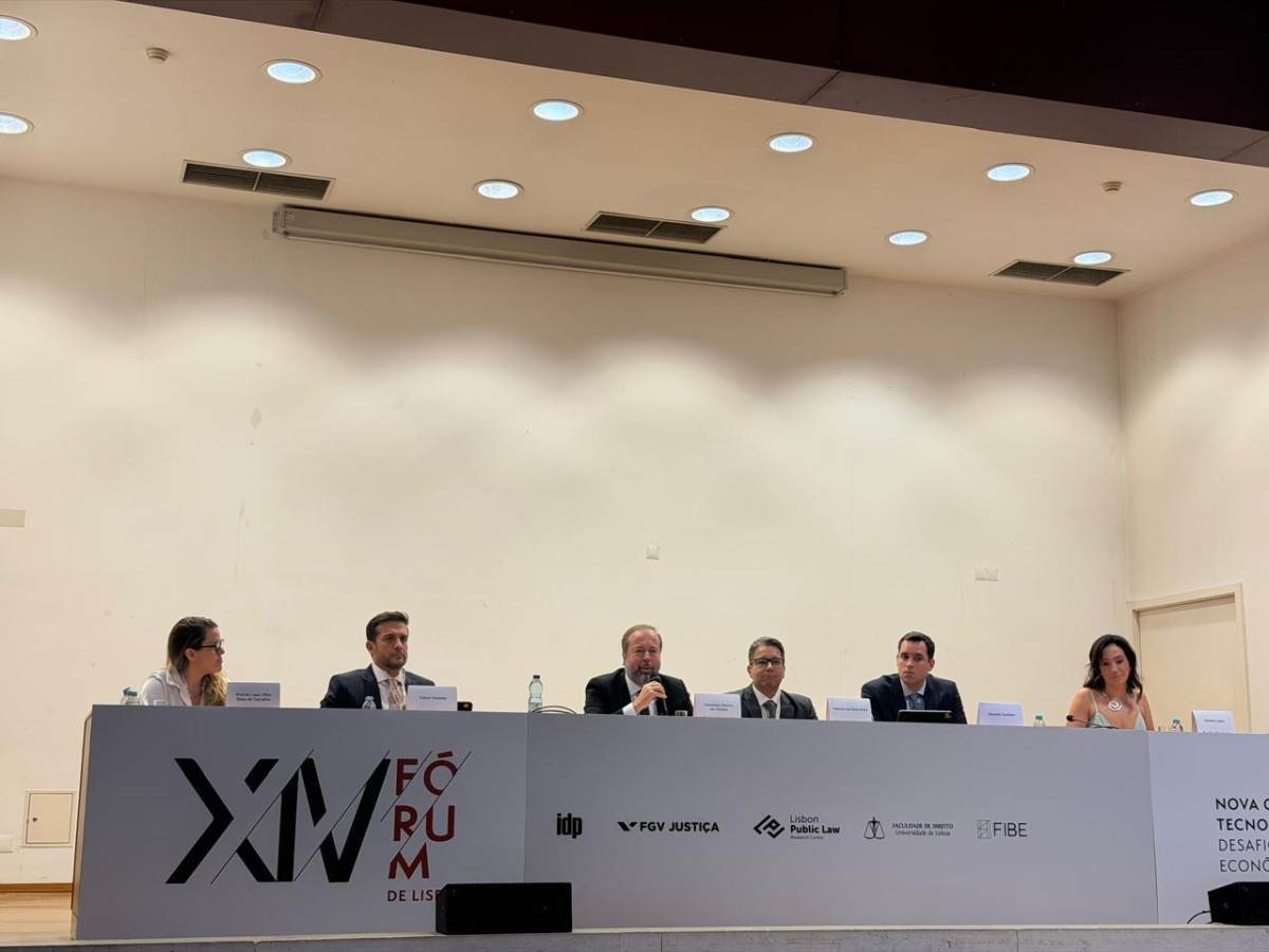Painel sobre desenvolvimento tecnológico contou com o ministro de Minas e Energia, Alexandre Silveira; o prefeito do Rio, Eduardo Cavaliere; a Chefe de Gabinete de Secom do Planalto, Samara Castro; a professora Priscila Lapa Villas Boas; e Edson Holanda, conselheiro da Anatel