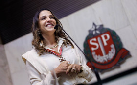 Alesp concede Colar de Honra &agrave; vereadora Ana Carolina