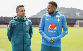 CBF avalia como 'boa' a recupera&ccedil;&atilde;o de Neymar