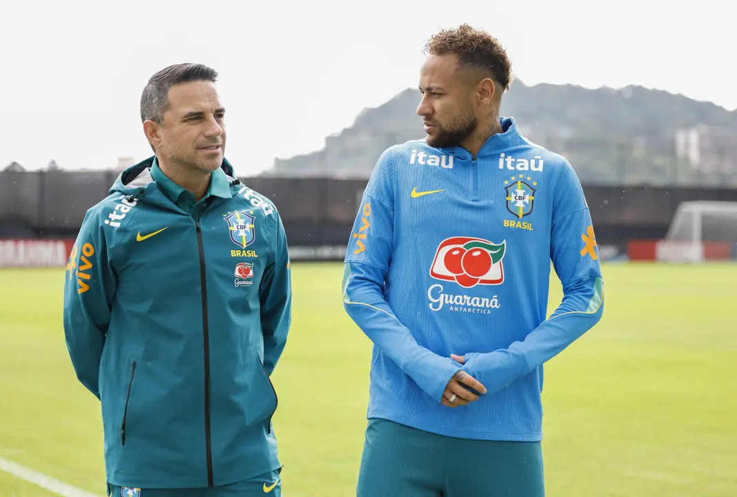 CBF avalia como 'boa' a recupera&ccedil;&atilde;o de Neymar