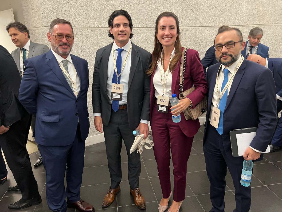 Leonardo Soares, diretor da Iguá; Cassio Nogueira de Castro, ex-subsecretário de PPS e Privatizações governo do Rio; Tatiana Carius (Diretora) e Anselmo Leal (presidente Aegea)