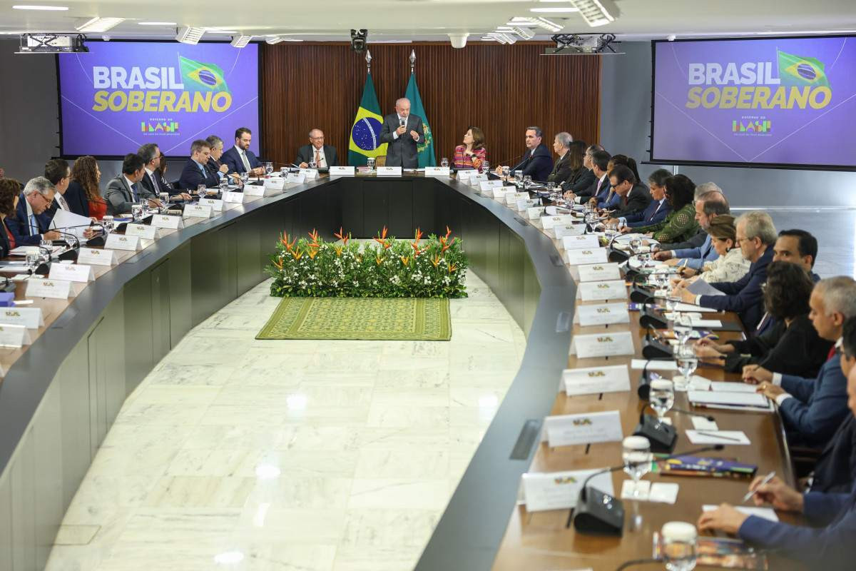 Lula prepara rea&ccedil;&atilde;o &agrave; amea&ccedil;a de tarifa&ccedil;o de Trump