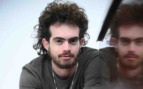 BRASILIANAS | Piano no Metr&ocirc; transforma Esta&ccedil;&atilde;o Guar&aacute; em espa&ccedil;o musical com aulas, shows e intera&ccedil;&atilde;o do p&uacute;blico