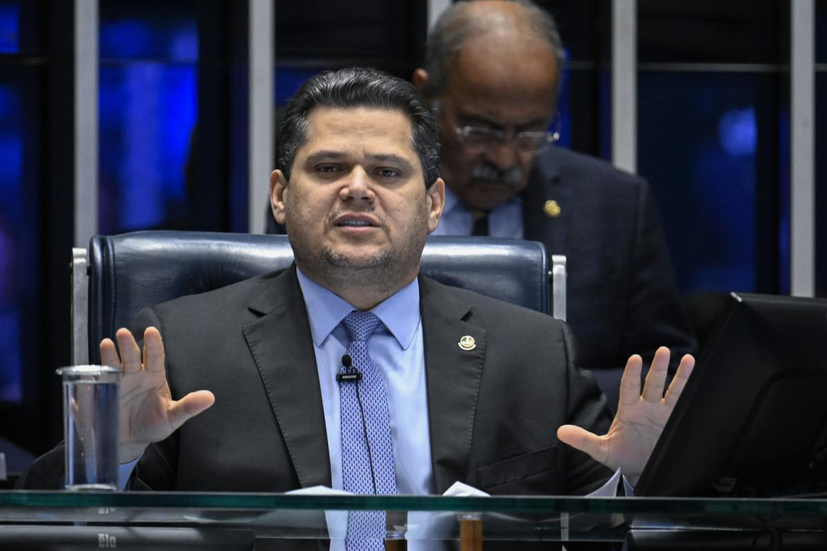 STF cobra Senado sobre representa&ccedil;&atilde;o do Novo contra Alcolumbre