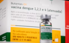 Vacina do Butantan contra dengue &eacute; suspensa ap&oacute;s investiga&ccedil;&atilde;o de casos graves em imunizados