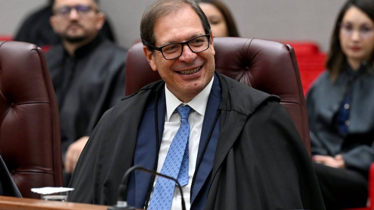 Coluna Magnavita | O primeiro presidente do STJ