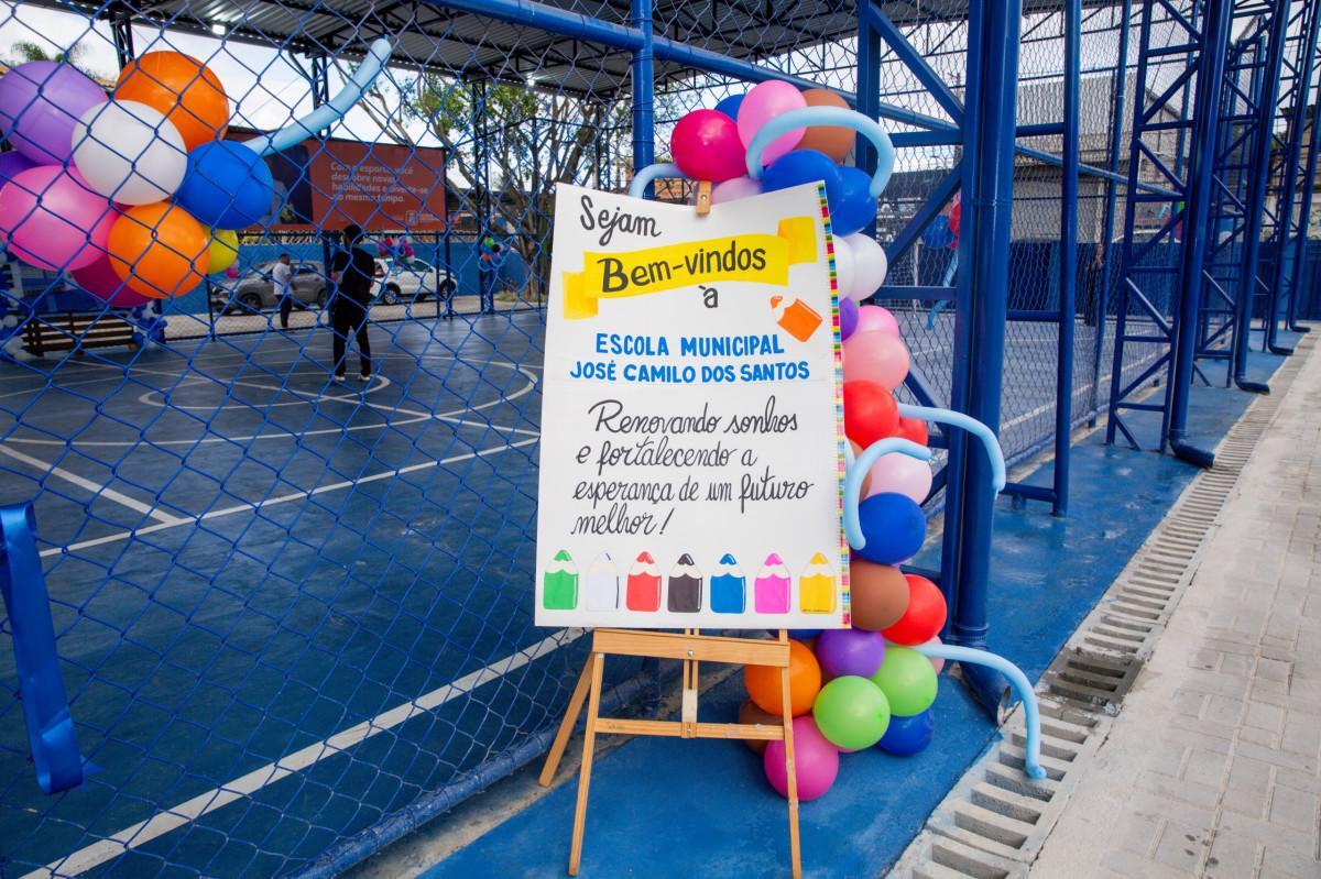 Prefeitura de Caxias entrega nova escola reformada