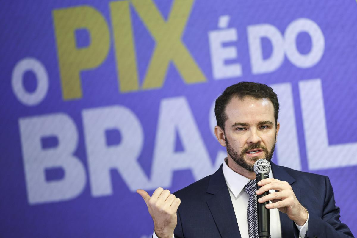 Durigan alerta para efeitos de san&ccedil;&otilde;es sobre o Pix
