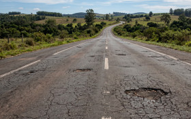 MPF processa concession&aacute;ria por problemas na BR‑153 e cobra obras urgentes