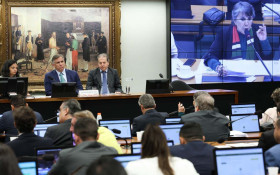 Maioridade penal avan&ccedil;a na C&acirc;mara