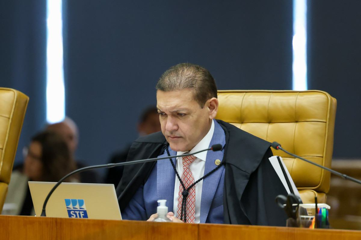 STF valida ades&atilde;o autom&aacute;tica de servidores &agrave; previd&ecirc;ncia complementar