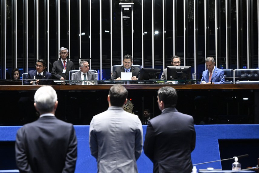 104 novos servidores no Senado