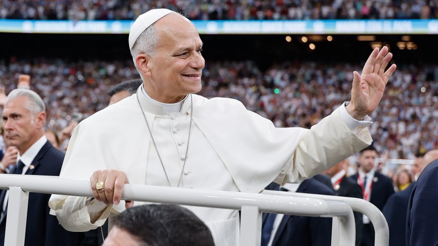 Papa visita pris&atilde;o na Espanha e pede reden&ccedil;&atilde;o aos detentos