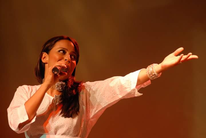 BRASILIANAS | Show EU & ELES marca nova fase de Eliza Borges no Clube do Choro