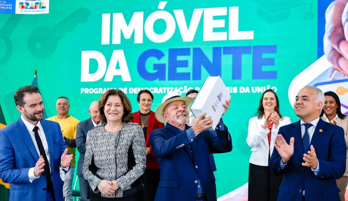 Governo d&aacute;novo destinoa 1,9 milim&oacute;veis