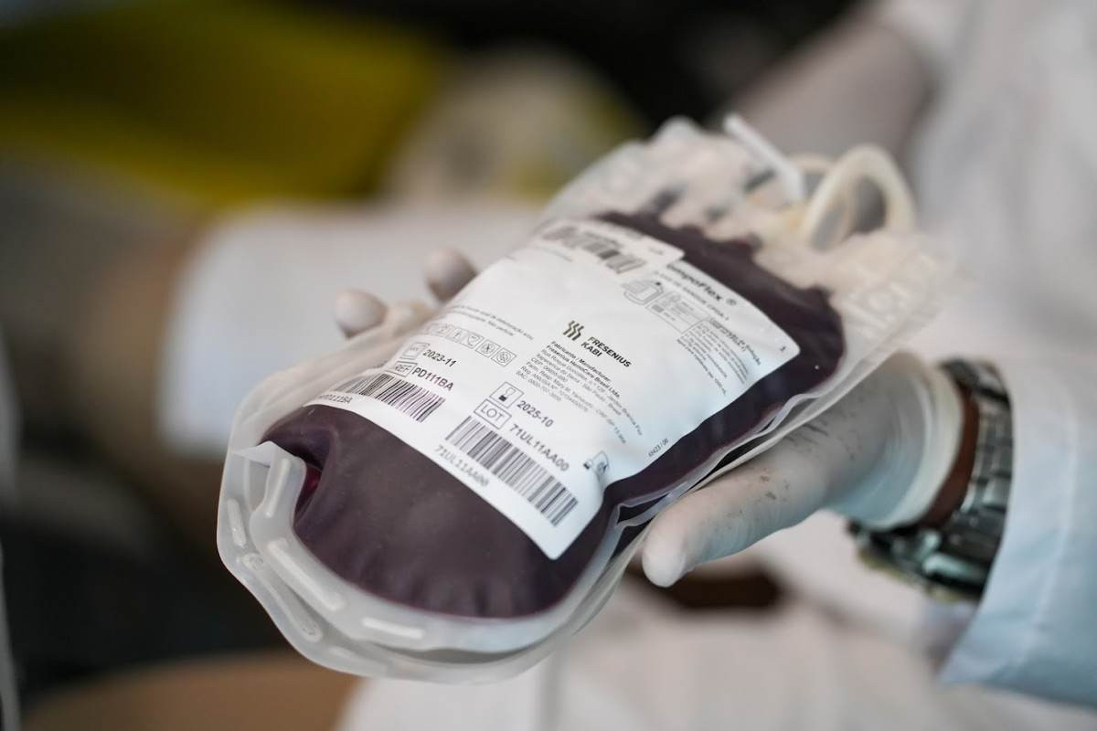 Doa&ccedil;&atilde;o de sangue entre torcedores