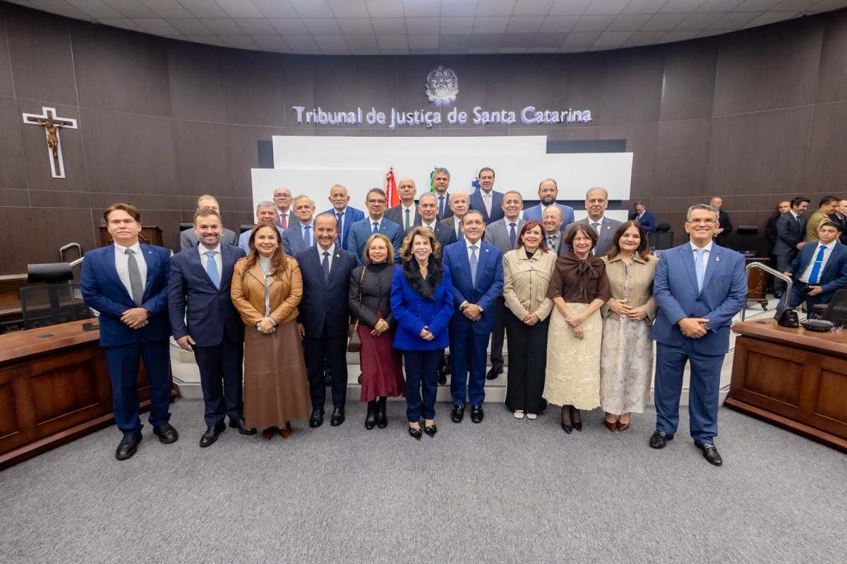 Coluna Magnavita | Encontro do Col&eacute;gio de Presidentes dos TREs