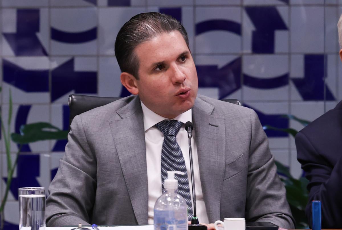 C&acirc;mara deve votar 6X1 e Misoginia esta semana