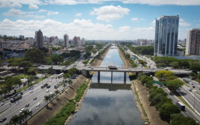 Saneamento reduz polui&ccedil;&atilde;o dos rios da Grande SP