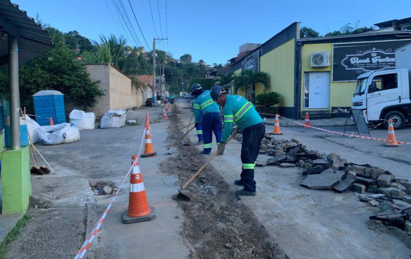 Obras ampliam em Belford Roxo o abastecimento de &aacute;gua