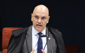 Moraes cancela pronunciamento ap&oacute;s Fachin tirar dele inqu&eacute;rito das fake news
