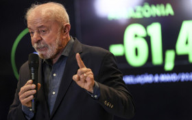 Duas novas pesquisas indicam vantagem de Lula nas elei&ccedil;&otilde;es