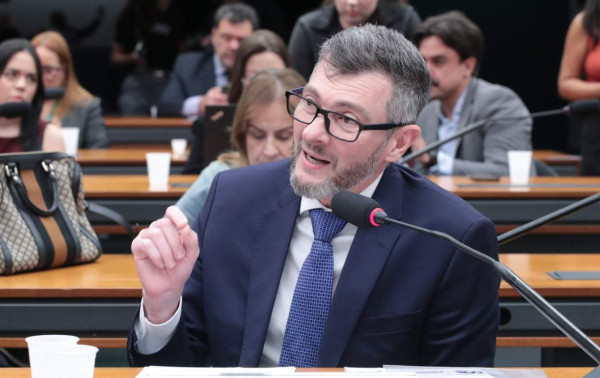 CNC v&ecirc; impacto da Reforma nos voos 
