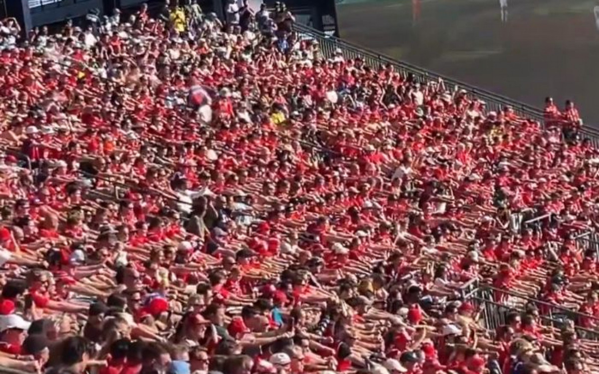 Torcida norueguesa 'rema' pela vit&oacute;ria