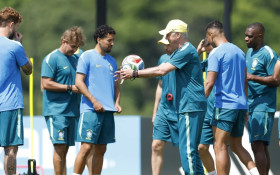 Sem Neymar, Brasil ter&aacute; mudan&ccedil;as contra o Haiti