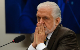 PF intima Jaques Wagner a explicar rela&ccedil;&atilde;o com o Master