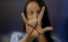 Feminic&iacute;dios atingem recorde no Brasil enquanto homic&iacute;dios recuam