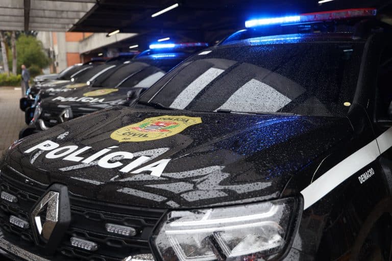 Pol&iacute;cia prende tr&ecirc;s investigados em caso de morte durante rope jump em Limeira
