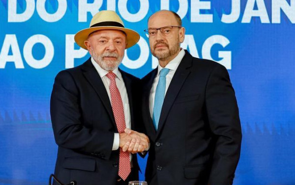 Coluna Magnavita | A caminho do STF