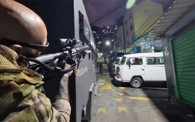 Opera&ccedil;&atilde;o no Santa Marta deixa passageiro ferido em Botafogo