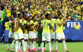Pausa muda o ritmo da sinfonia do futebol