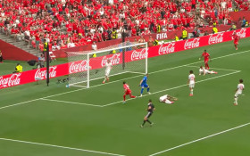 Canad&aacute; e Su&iacute;&ccedil;a, do grupo B, est&atilde;o classificados para o mata‑mata