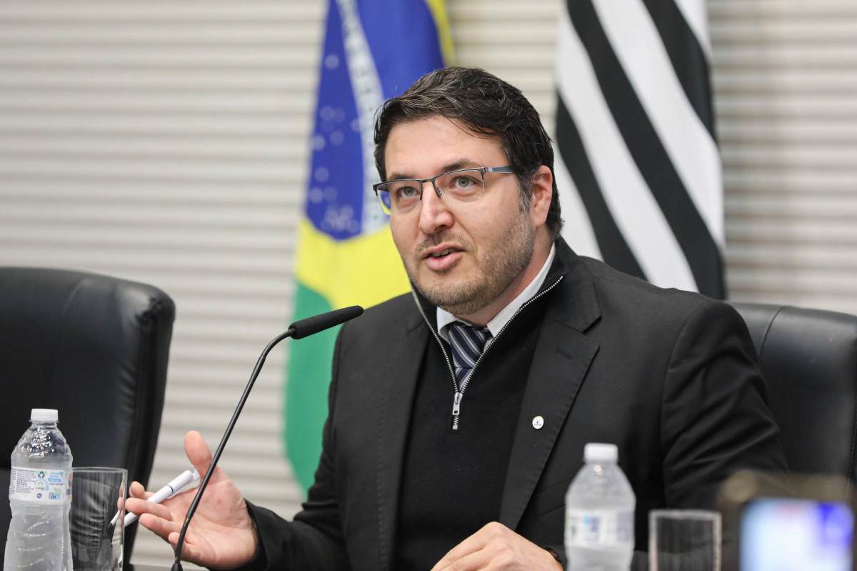 CPI dos Lix&otilde;es ouve Arsesp sobre regula&ccedil;&atilde;o e gest&atilde;o de res&iacute;duos em SP