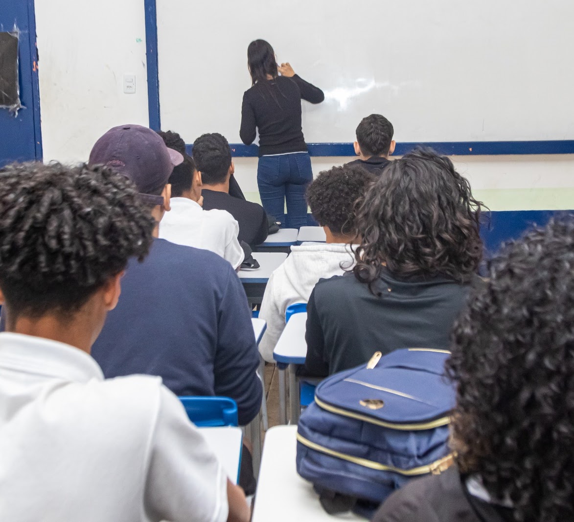 Seeduc cria programa permanente de forma&ccedil;&atilde;o para profissionais