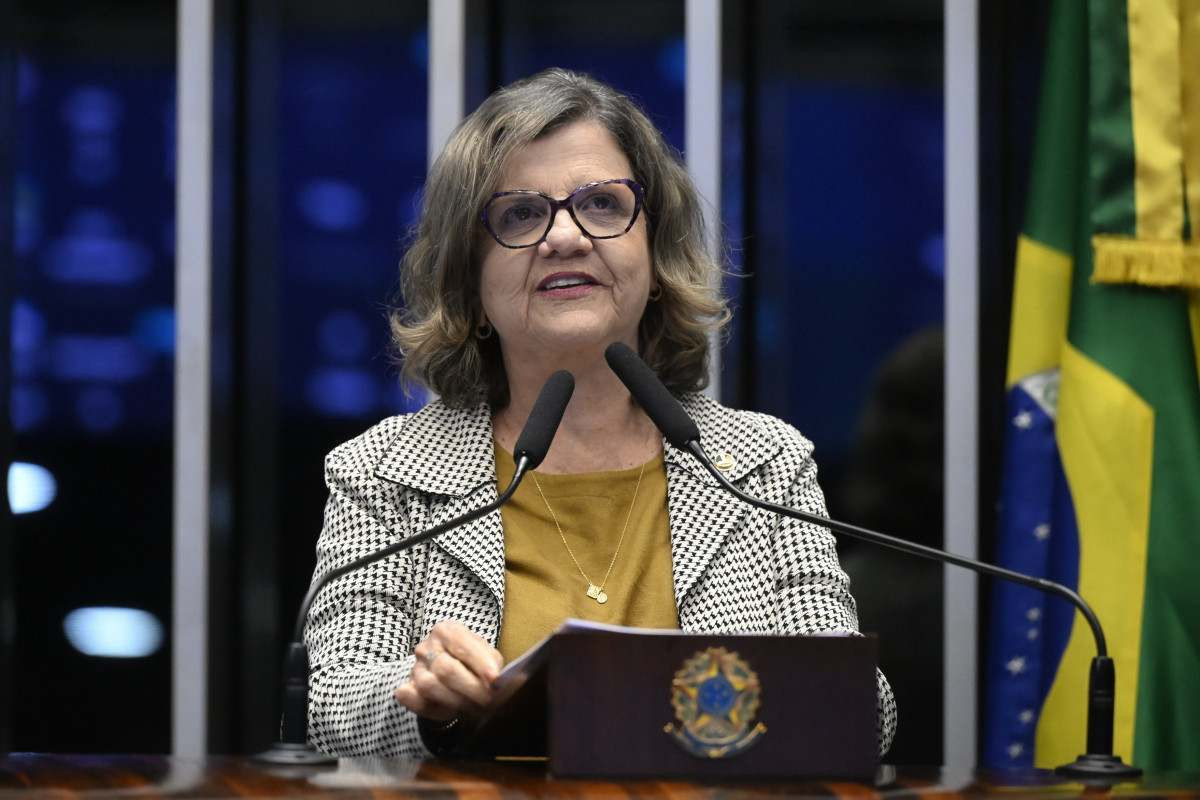 Teresa Leit&atilde;o assume lideran&ccedil;a como &lsquo;pacificadora&rsquo;, avalia especialista