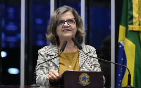 Teresa Leit&atilde;o assume lideran&ccedil;a como &lsquo;pacificadora&rsquo;, avalia especialista