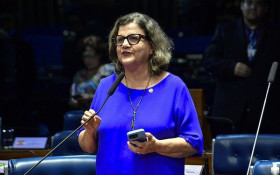 Lula indica Teresa Leit&atilde;o para a lideran&ccedil;a do governo no Senado