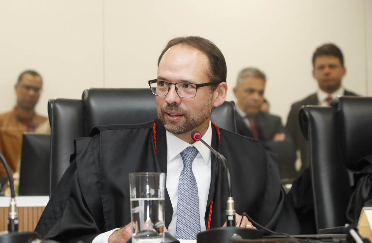 O desembargador eleitoral empossado agradeceu as boas-vindas recebidas