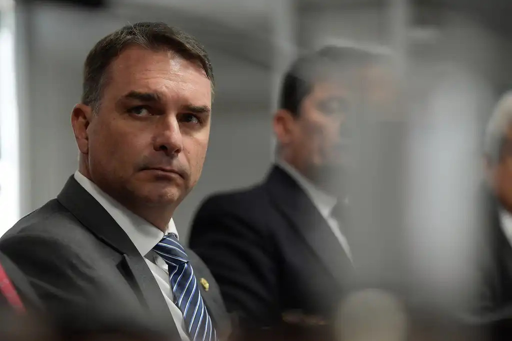 Conflito entre Michelle e Fl&aacute;vio deixa marcas no n&uacute;cleo do PL