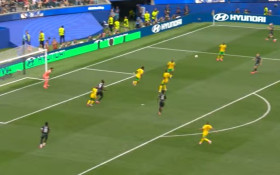 Canad&aacute; manda Bafana Bafana para &Aacute;frica e vai &agrave;s oitavas de final