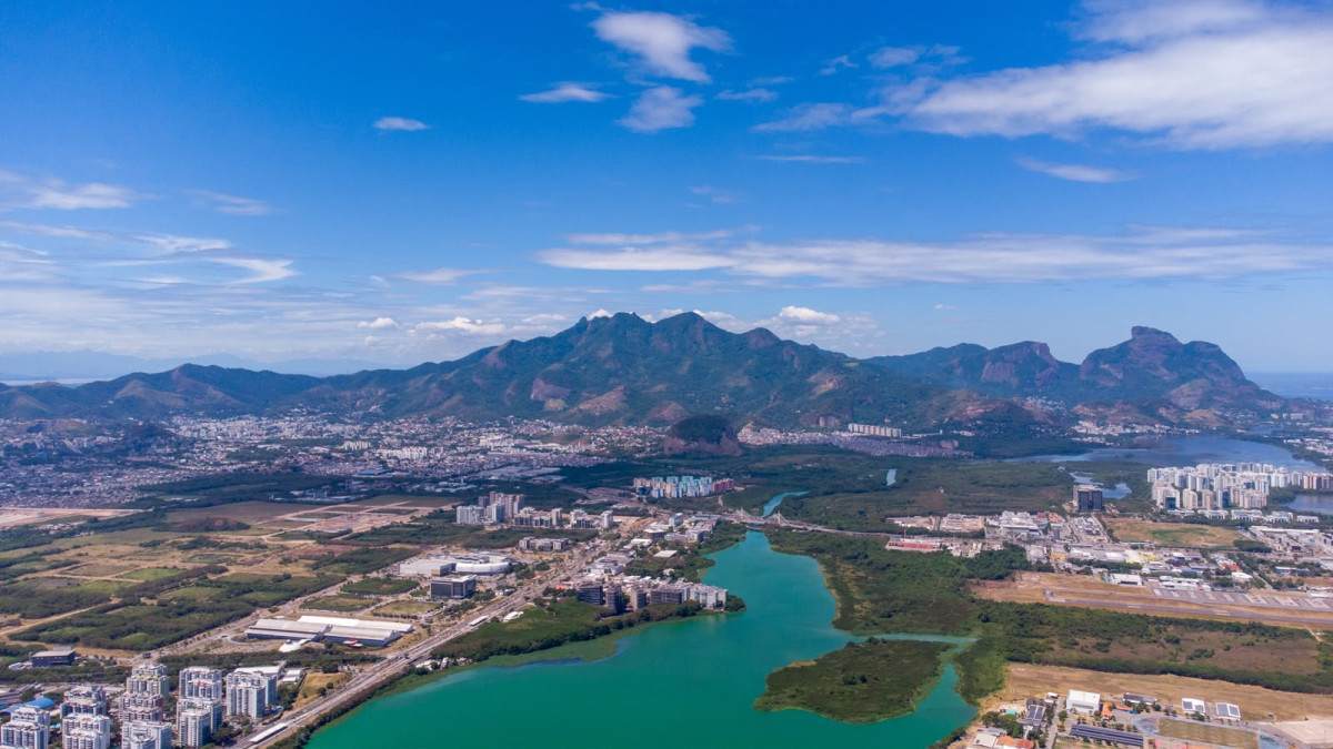 Prefeitura lan&ccedil;a pedra fundamental do Terminal Miss&otilde;es para ampliar o BRT
