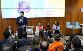 BRASILIANAS | Rede de Apoio &agrave;s M&atilde;es At&iacute;picas se torna pol&iacute;tica permanente e ganha estrutura dedicada no DF